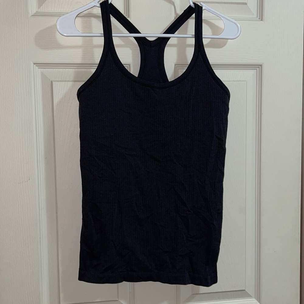 LIKE NEW Women’s Lululemon Ebb to Street Tank
